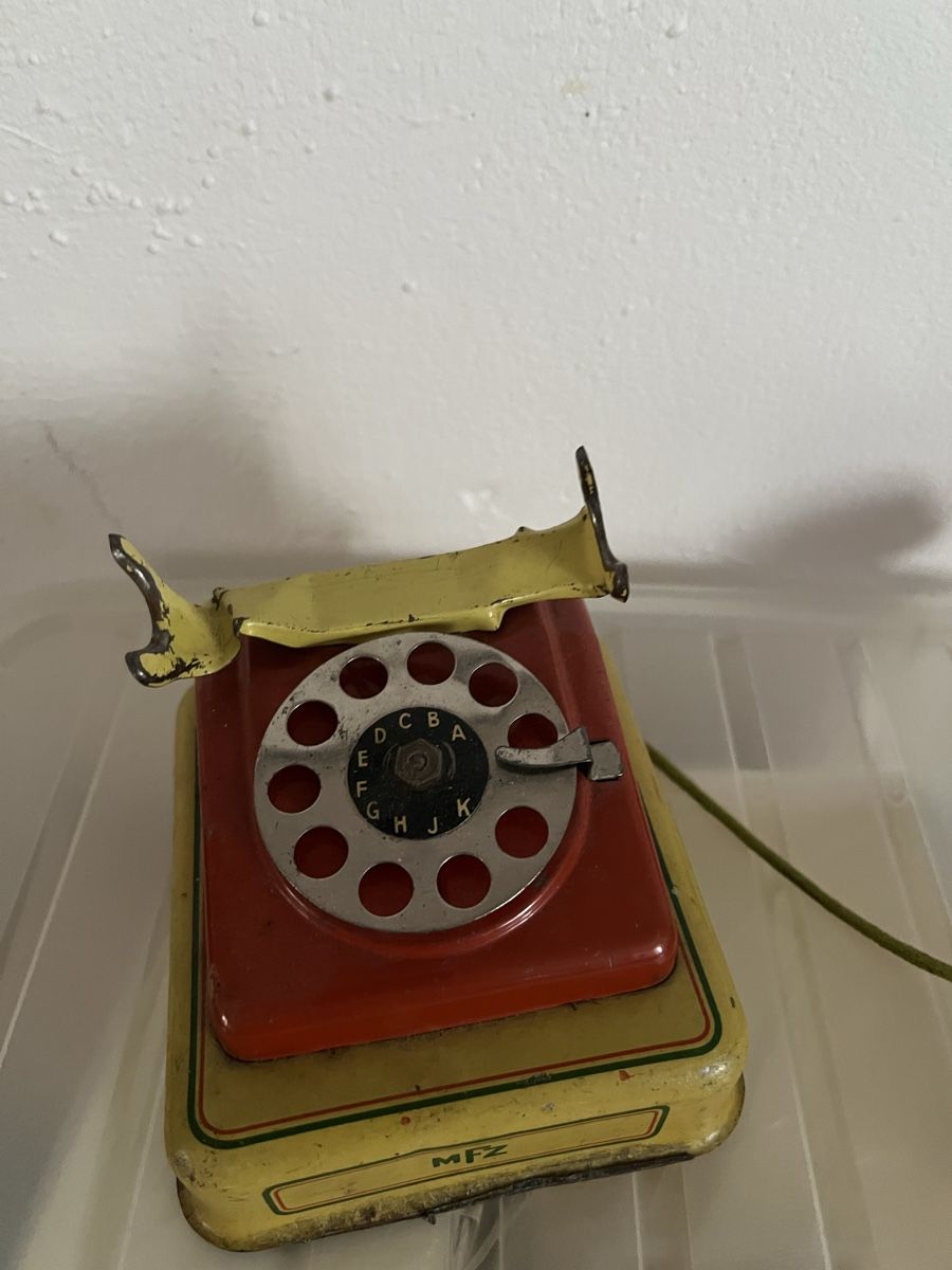Spielzeuge: Altes Kindertelefon – Gebraucht aus Arboldswil von Floehmi66 1