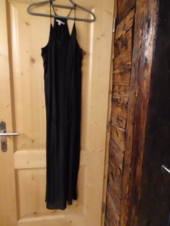 Schwarzes schlichtes Abend-Kleid von ESPRIT Gr. 38 - 42623