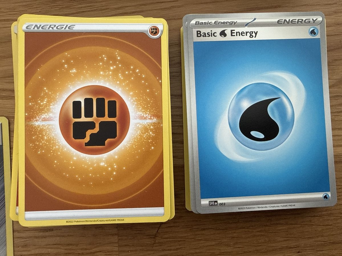 Pokémon Sammelbilder & Trading cards: Pokemon Energien mit einigen alten – Gebraucht aus Amriswil von sim_nlb6 4
