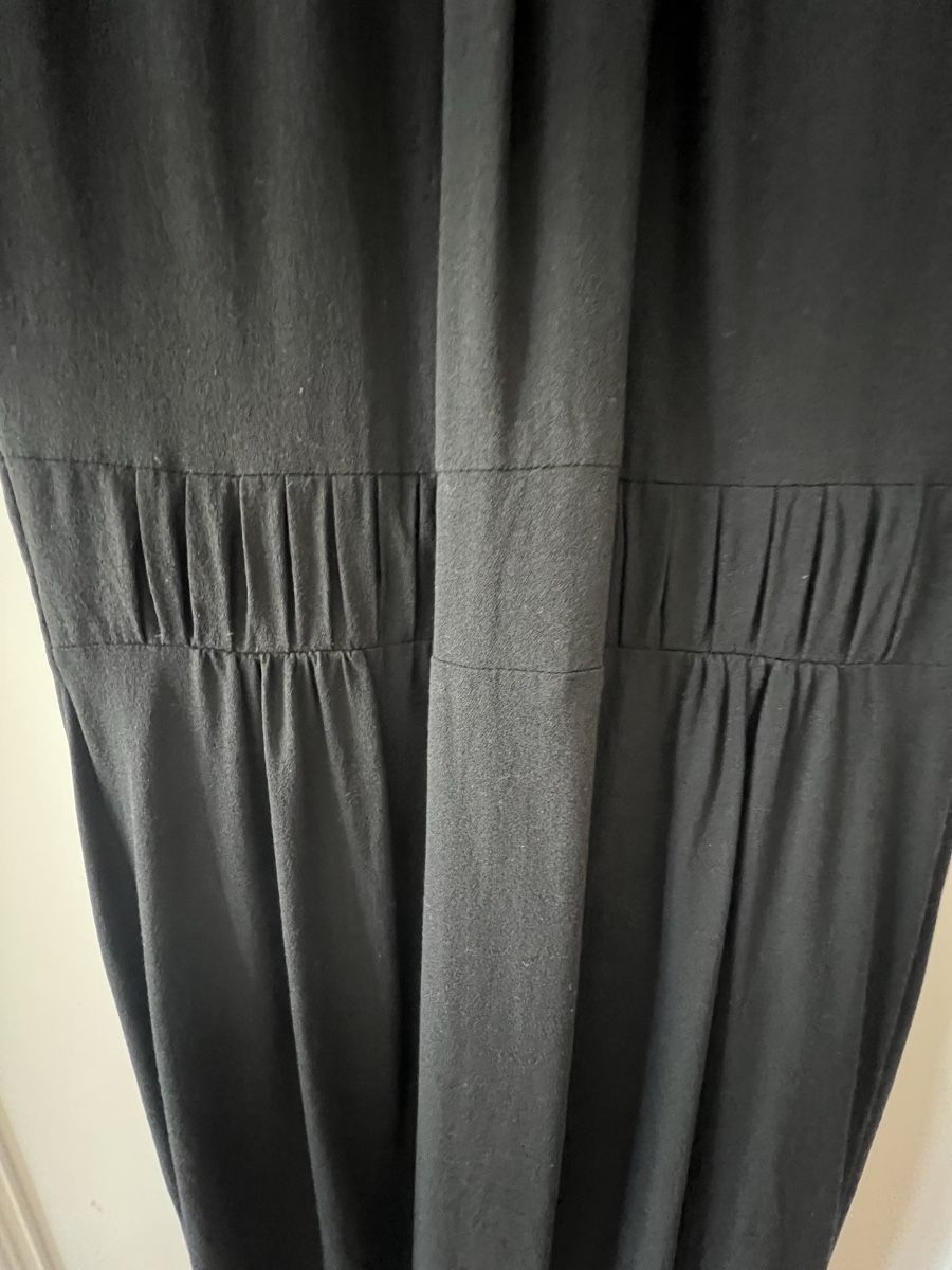 Tara Jarmon Vestiti: Robe noire TARA JARMON taille 38, chic et élégante. – Usato da Territet venduto da miryamv 2