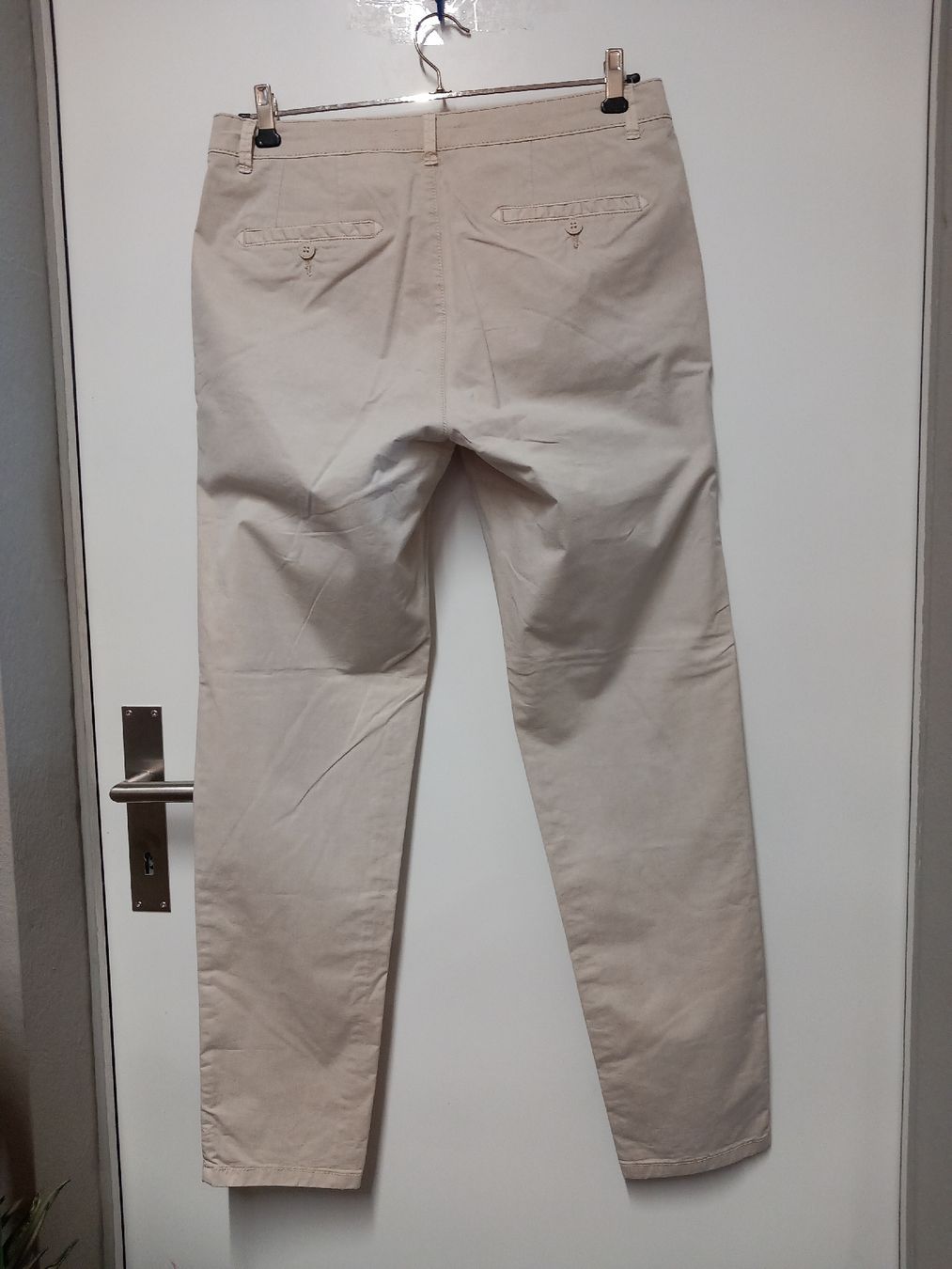 Esprit Pantaloni: Chino Hose von Esprit Gr.38 beige – Usato da Gwatt (Thun) venduto da umwelt-brocki 1