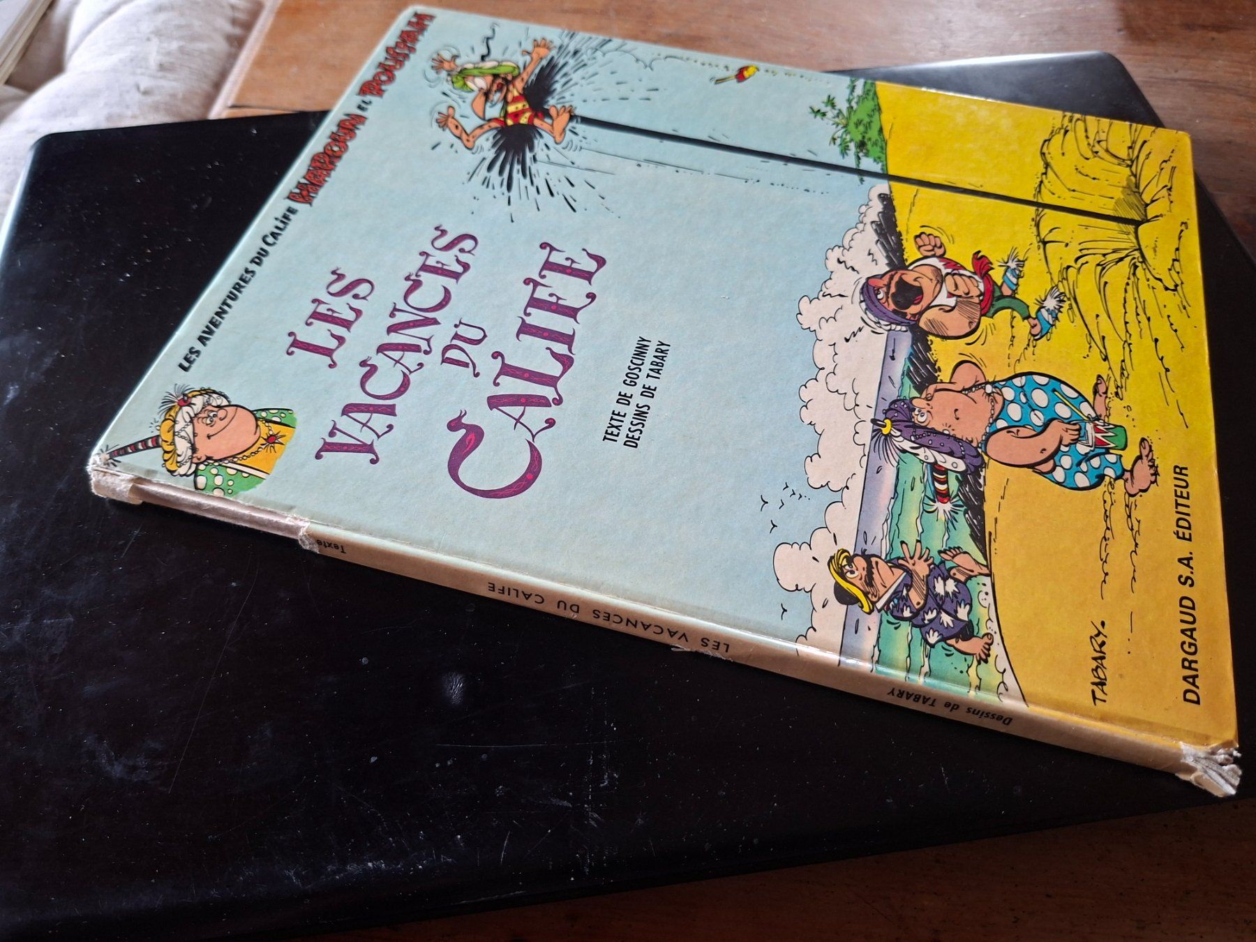 Fumetti: IZNOGOUD N°3 EO  Les vacances du calife – Usato da Neuchâtel venduto da skajams 5