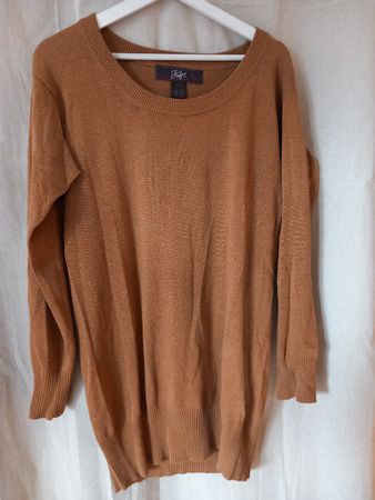 Pull en maille fine marron caramel