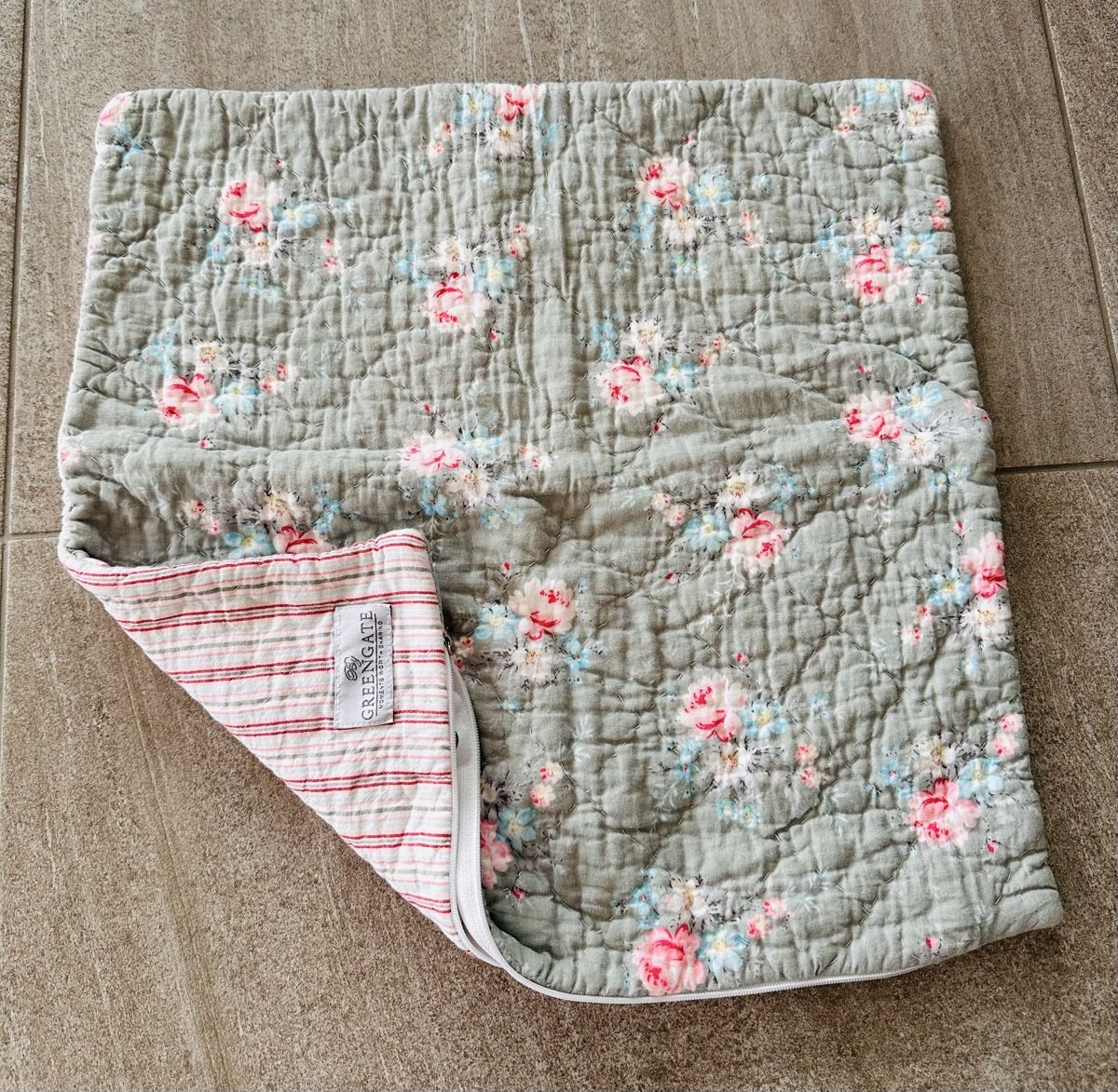 Cuscini: Greengate Kossenhülle Marie – Usato da Oberwil BL venduto da corinna001