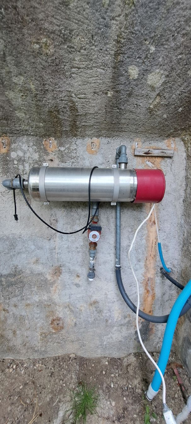 Sanitari: chauffe eau 10kw avec rallonge – Usato da Tavannes venduto da Williseba74 2