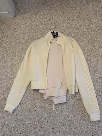 Guess Jacke Cremefarben Grösse M