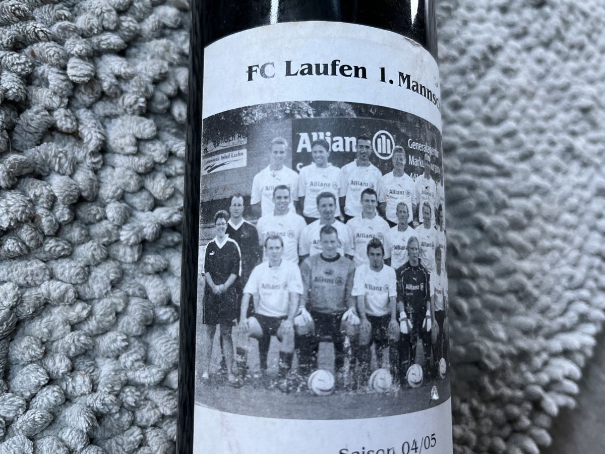 Bevande alcoliche: FC LAUFEN – Nuovo e nell'imballaggio originale da Bärschwil venduto da yamaha022 1