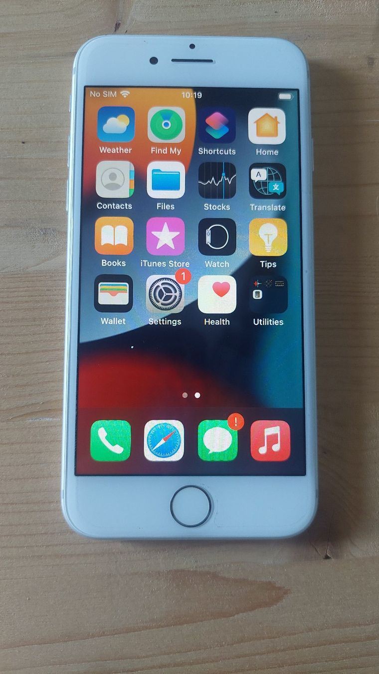 Apple Telefoni cellulari / Smartphones: Iphone 7 32gb – Usato da St-Saphorin-Lavaux venduto da Xolotl
