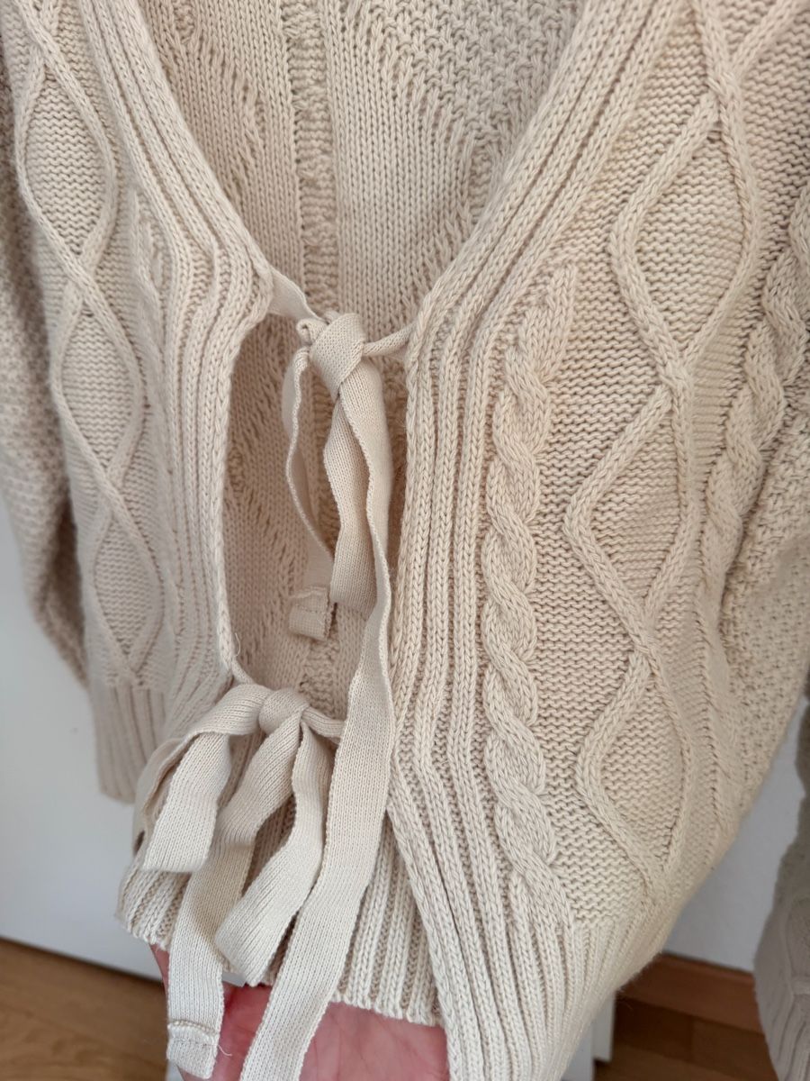 Stradivarius Maglioni & Felpe: Stradivarius Strickjacke beige Grösse S  – Nuovo (secondo la descrizione) da Kriegstetten venduto da Musli15 1