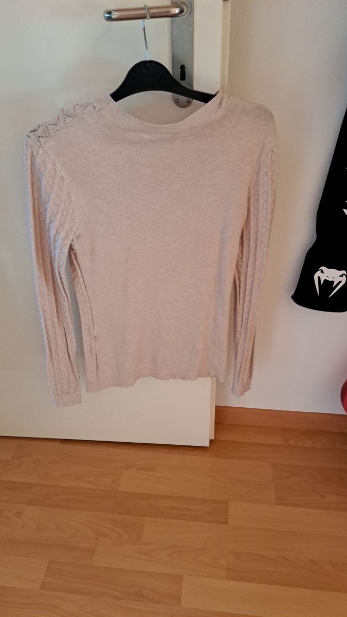 Anna Field Pullover & Sweatshirts: Anna Field – Gebraucht aus Gretzenbach von jan187 1