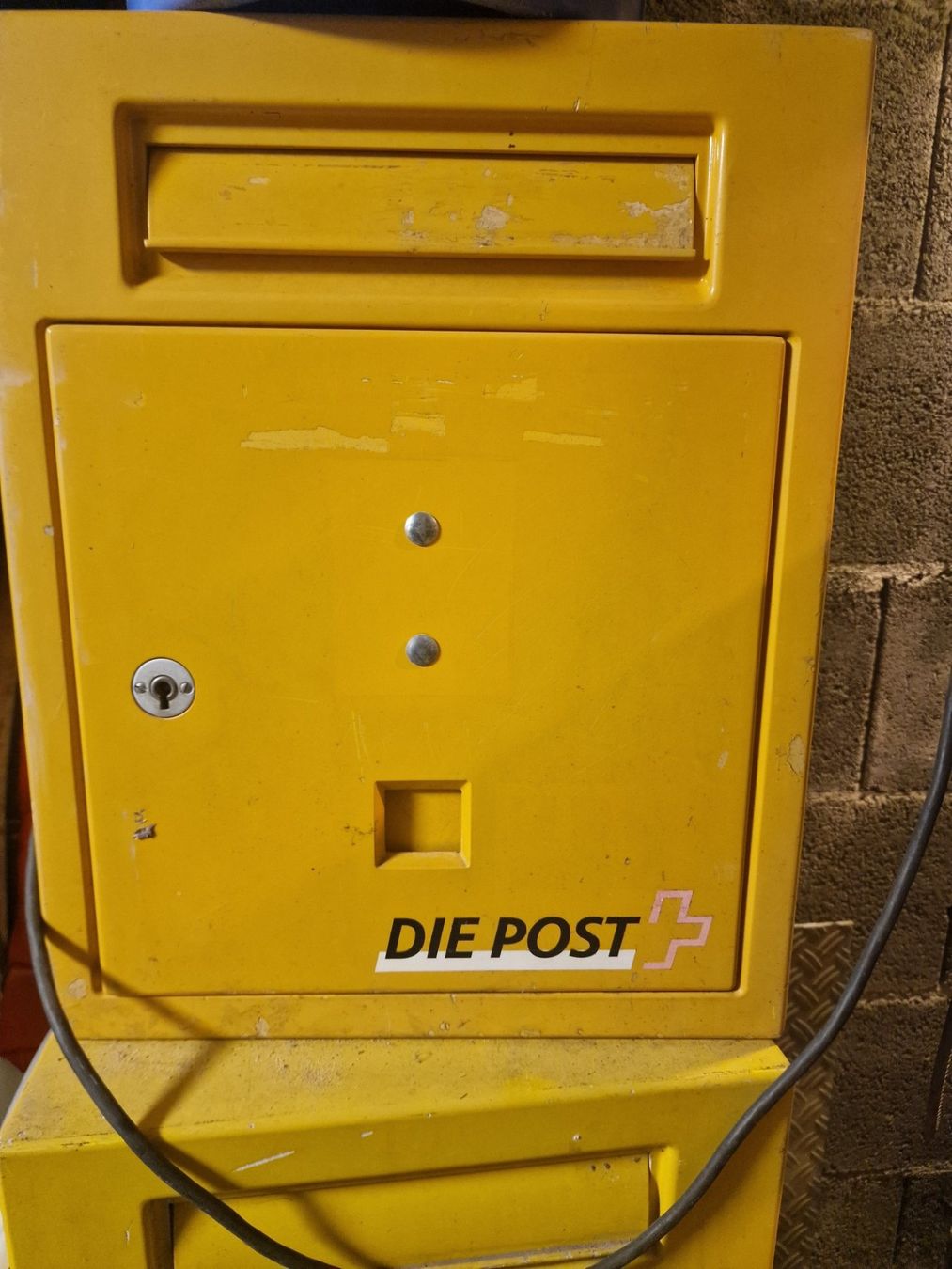 Altro per la casa: Originale Schweizer Post Briefkasten Gelb zu verkaufen – Usato da Haldenstein venduto da Hilly4