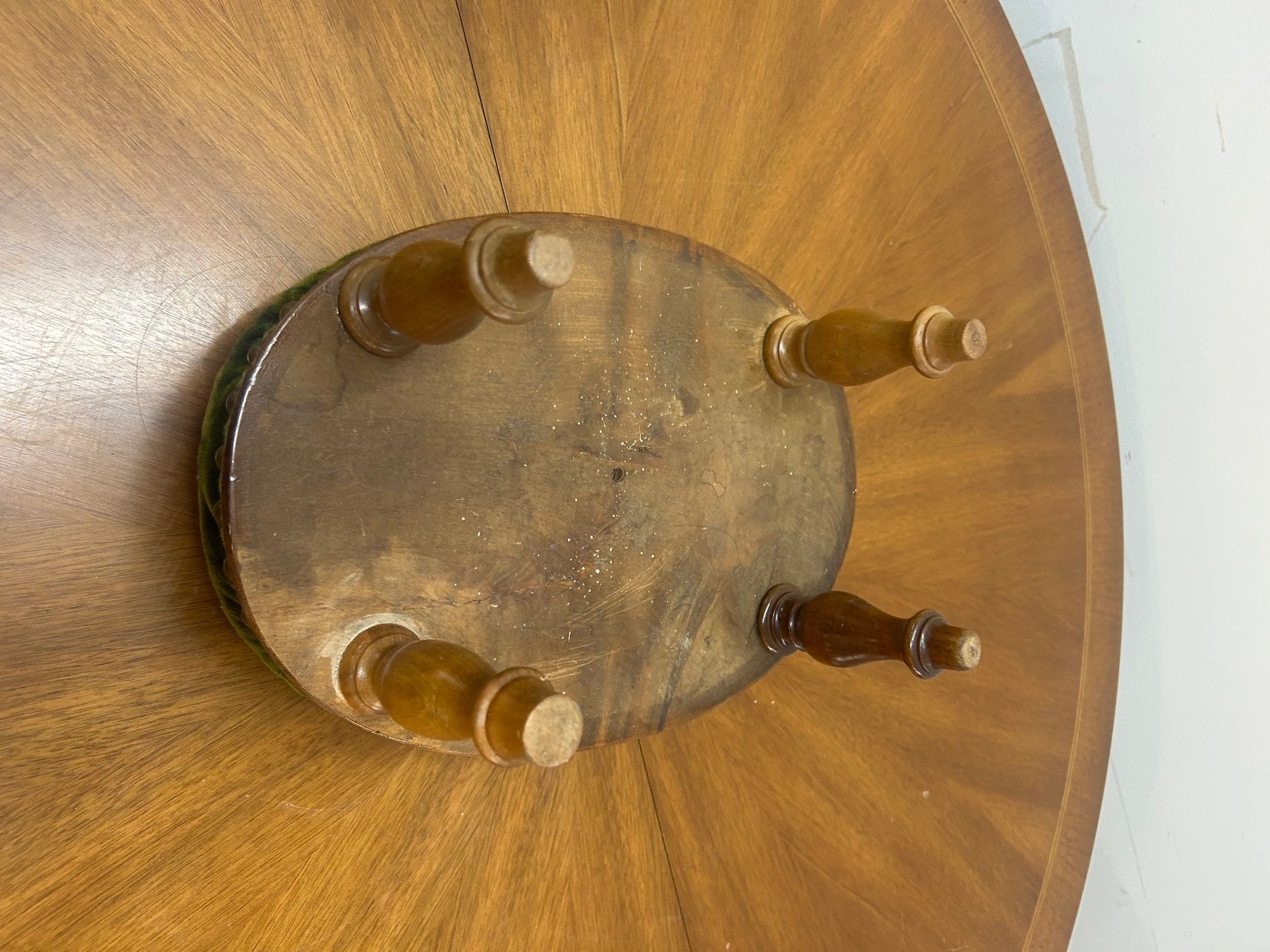 Sgabelli: Schemmeli Nussbaum Samtbezug Biedermeier Stil ca. um 1900 – Usato da Zürich venduto da Levelart 5