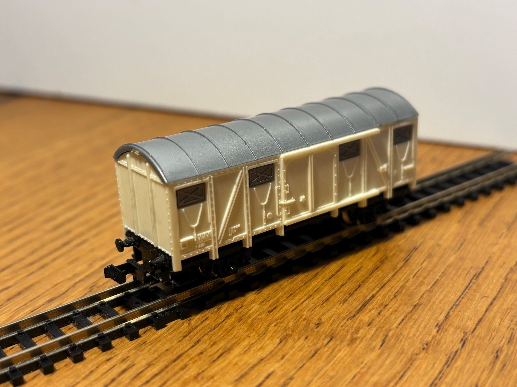 Modellini di ferrovie: e1529: Güterwagen (Spur N) – Usato da Birsfelden venduto da Birs_25 2