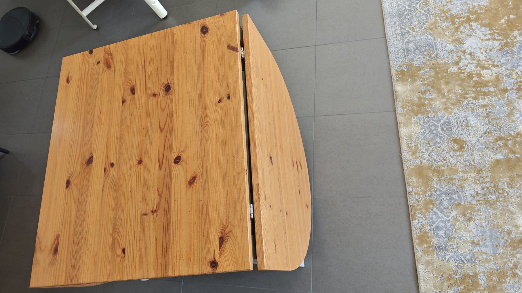 Ikea Tavoli: Ikea "Gamleby" Klapptisch mit Schublade – Usato da Zürich venduto da ram_59n8 4