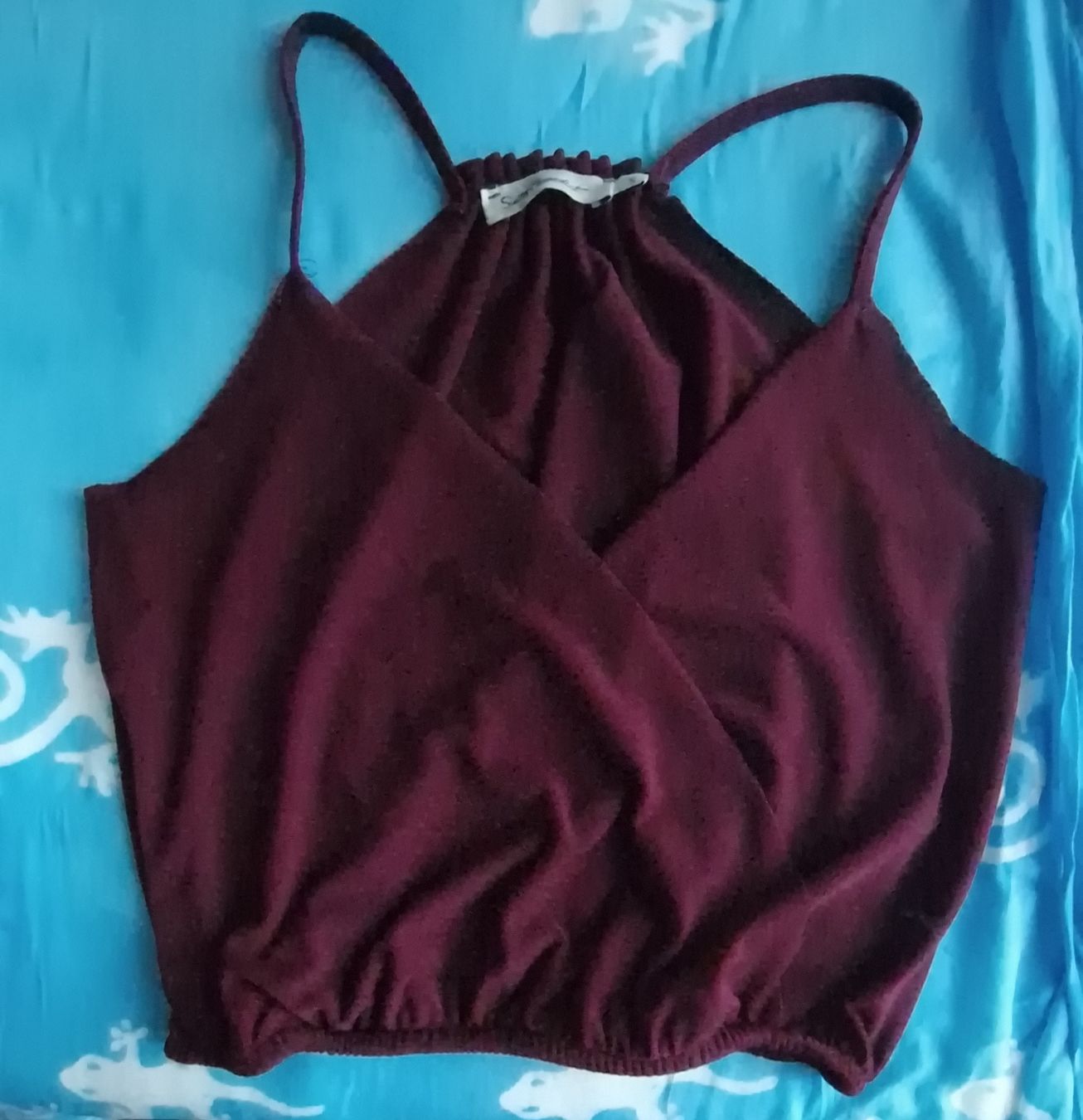 Top: Top Suite Benedict bordeaux taglia S – Usato da Volketswil venduto da agc_th5j