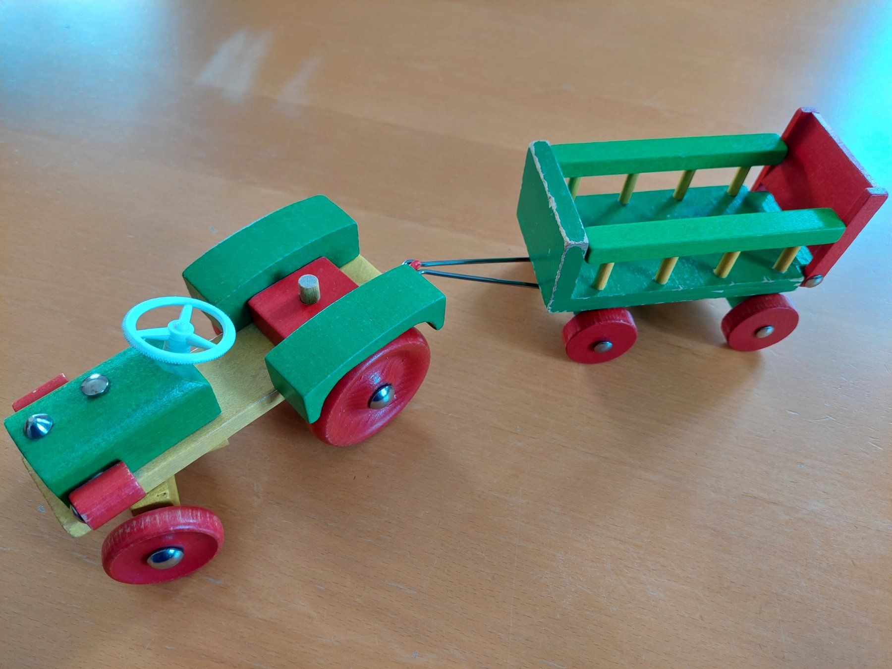 Spielzeuge: Heros Traktor/Holz – Gebraucht aus Zürich von xxyy00 3