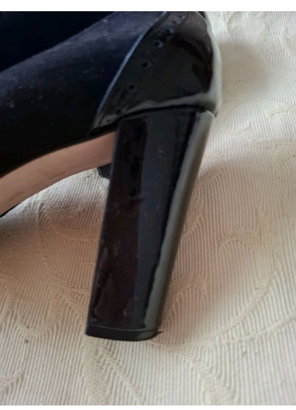 Scarpe da donna: Schöne Pumps Gr.39 Echtleder Schwarz AP – Usato da St.Gallen venduto da LaMiSa 3