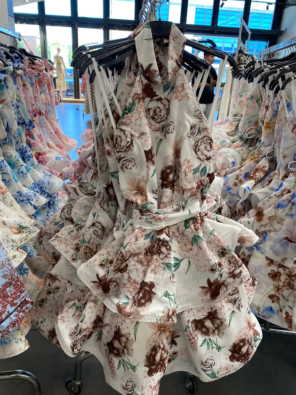 Robes: Kleid – Neuf avec emballage d'origine à Emmen par mas_gw7t 2