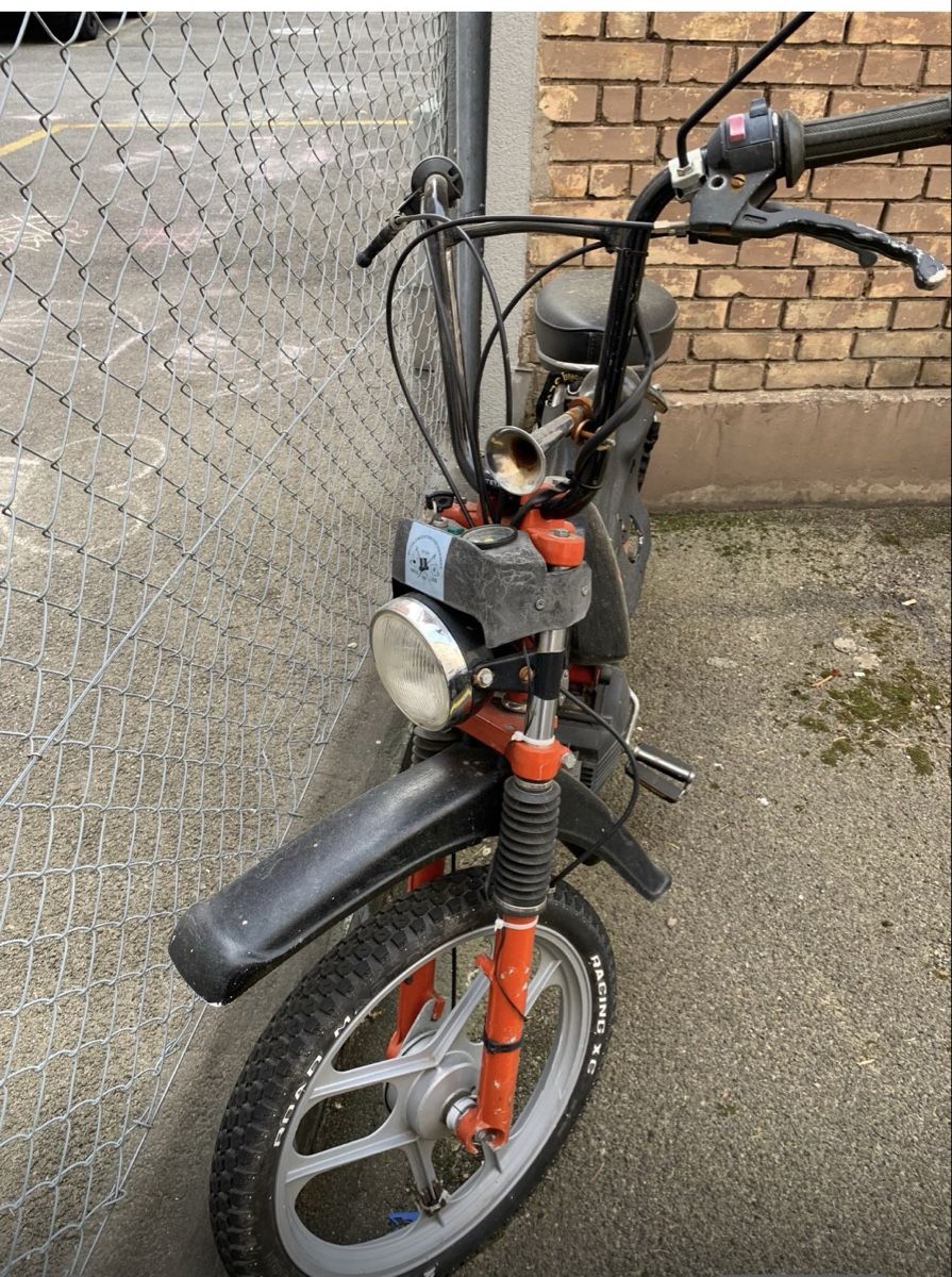 Ciclomotori: Mofa 2 Gang rot schwarz – Usato da Zürich venduto da pab_52sf