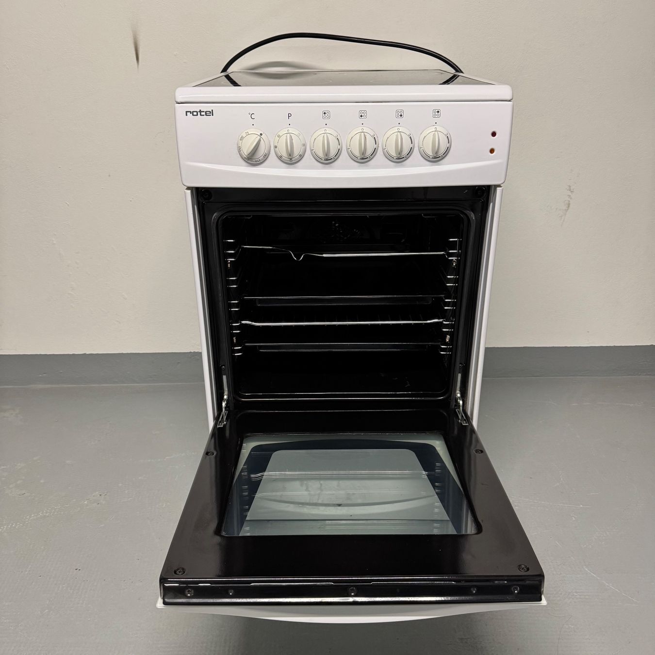 Cucine: Cuisinière électrique Rotel – Difettoso da La Chaux-de-Fonds venduto da _x.c_4 5