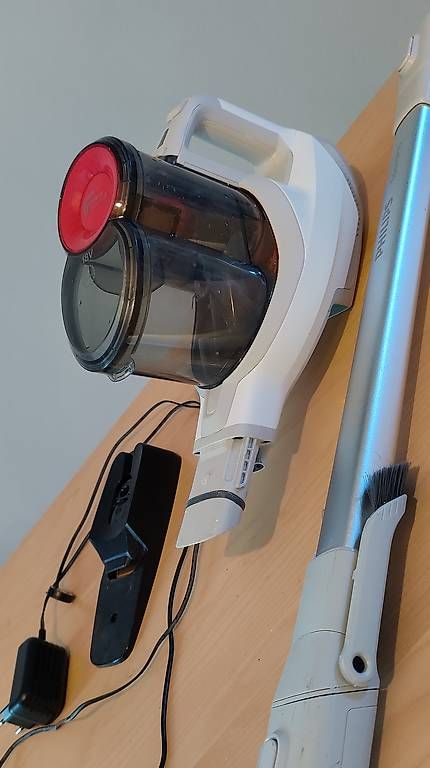 Philips Aspirapolveri & Accessori: Philips NL9206AD 4 Drachten Staubsauger – Usato da Zürich venduto da Ma_Da 2