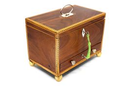 B0125 Antike englische Schmuckschatulle mit Schublade ~1820