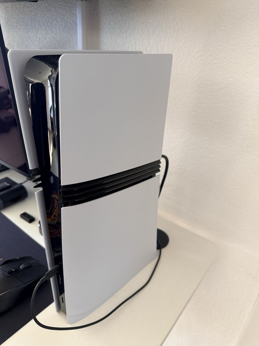 Sony Konsolen: Ps5 pro  – Neu (gemäss Beschreibung) aus Pomy von Asw.luxury