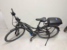 Haibike Sduro E-Bike mit Yamaha Motor und Gepäckbox