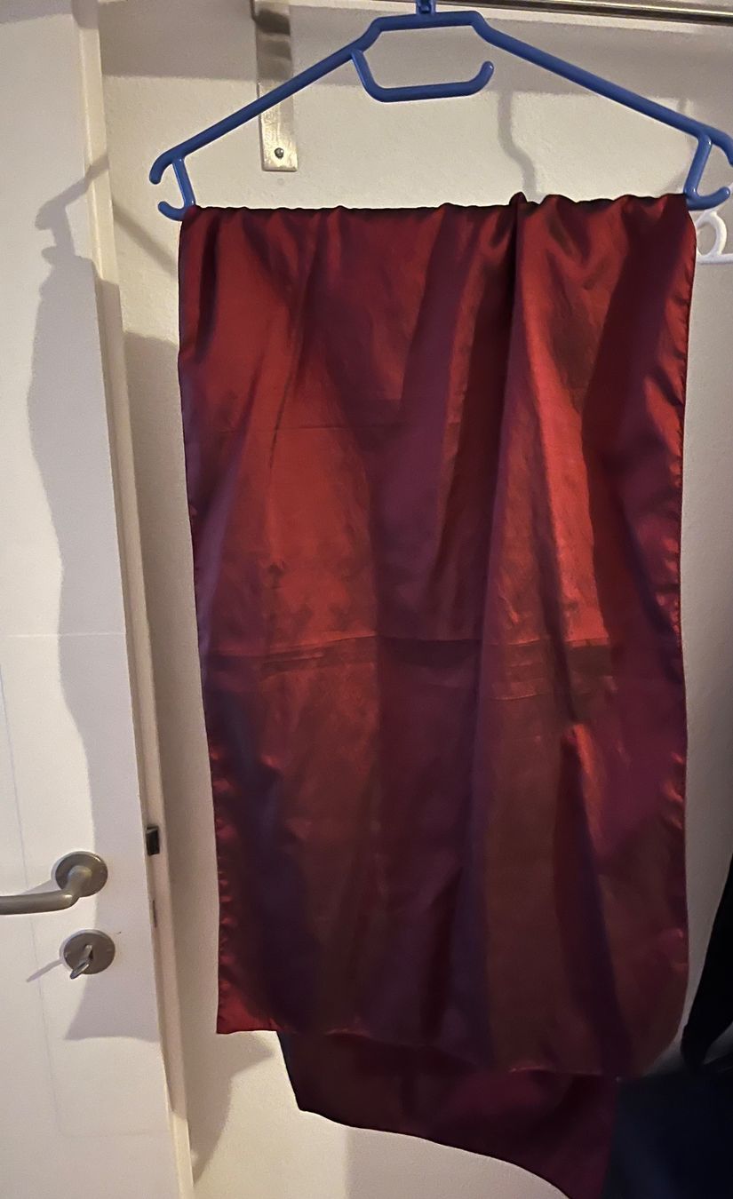 Robes: Wunderschönes Festkleid – D'occasion à Zürich par Daen1515 7