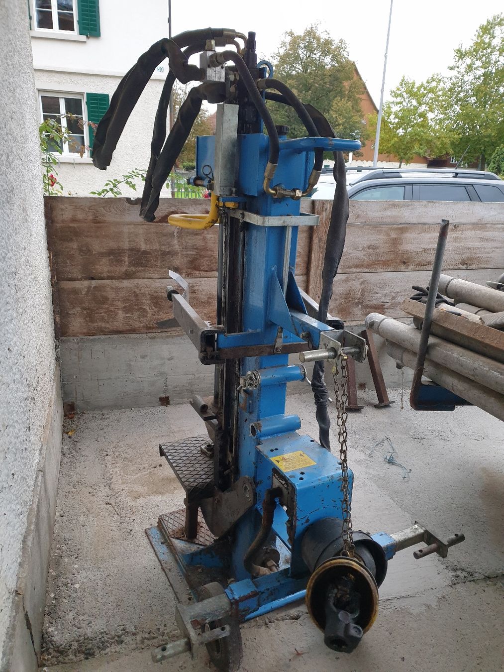 Tutte le macchine: Holzspalter zapfwelle  – Usato da Zweidlen venduto da SbbA1013 1