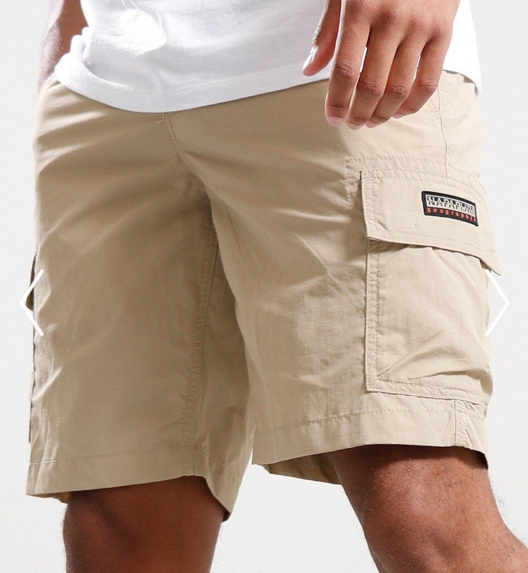 Napapijri Pantaloni: NAPAPIJRI CARGOHOSE / 31 – Nuovo e nell'imballaggio originale da kloten venduto da Dralion73 1