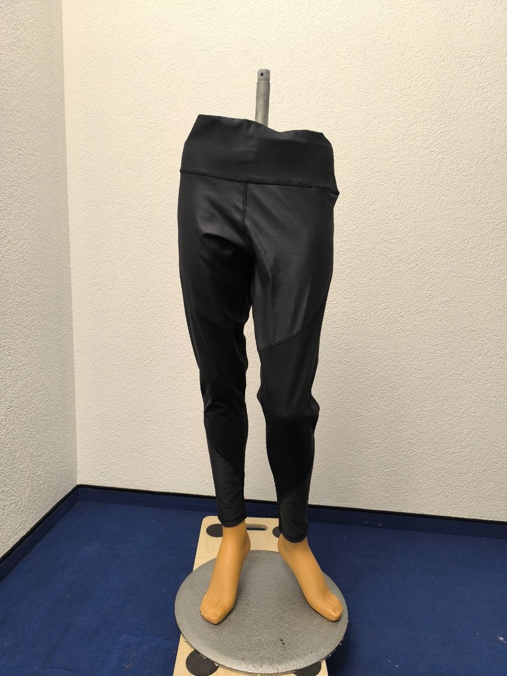 Adidas Leggings: Sporthose von adidas – Usato da Fischbach LU venduto da BuBri 2