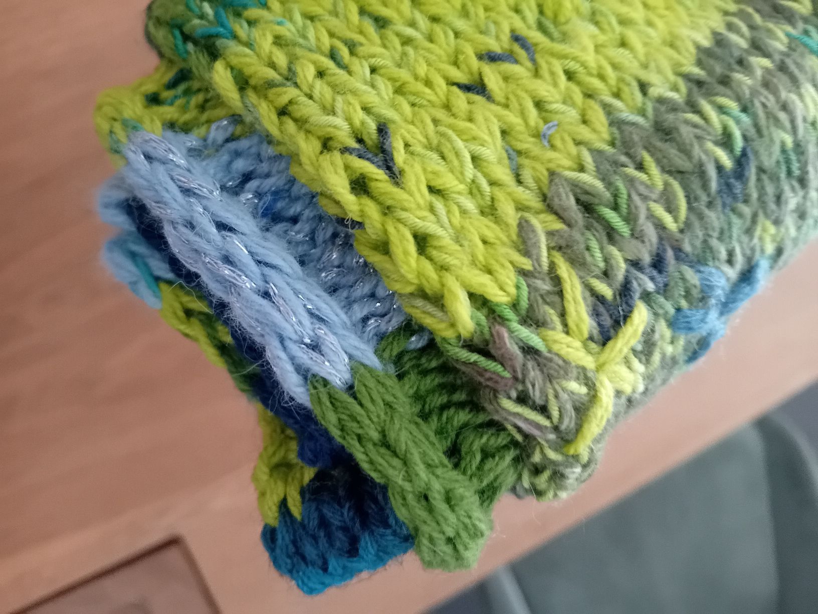 Foulards, Tücher & Schals: Gestrickter Schal bunt gestreift neu – Neu (gemäss Beschreibung) aus Burgdorf von carodesign1 2