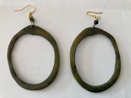 Ohrringe aus Horn, Handgemacht