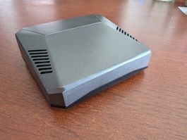 Raspberry Pi 4 + Argon one Pi 4 + Netzteil USB C + Case
