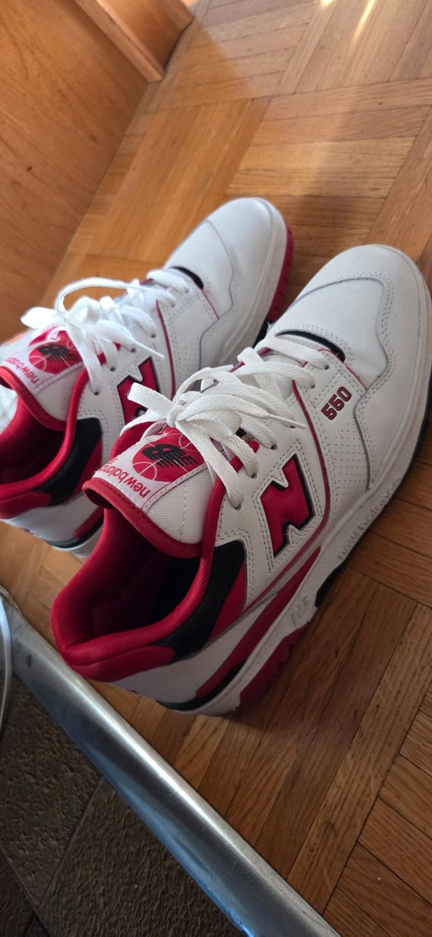 New Balance Herrenschuhe: Baskets New Balance 550 blanc rouge  taille 42.5 – Neu (gemäss Beschreibung) aus Mont-sur-Rolle von napule10