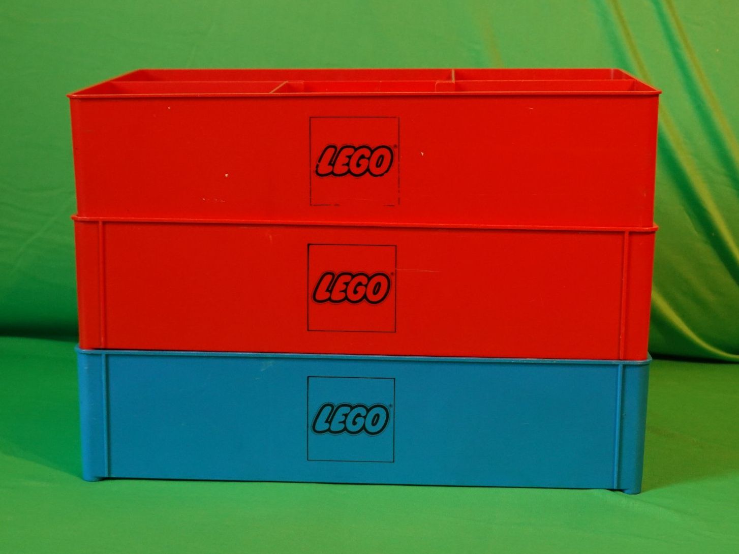 Lego Giocattoli: Alte Lego Lagerboxen mit Logo – Usato da Basel venduto da iwakuni 2
