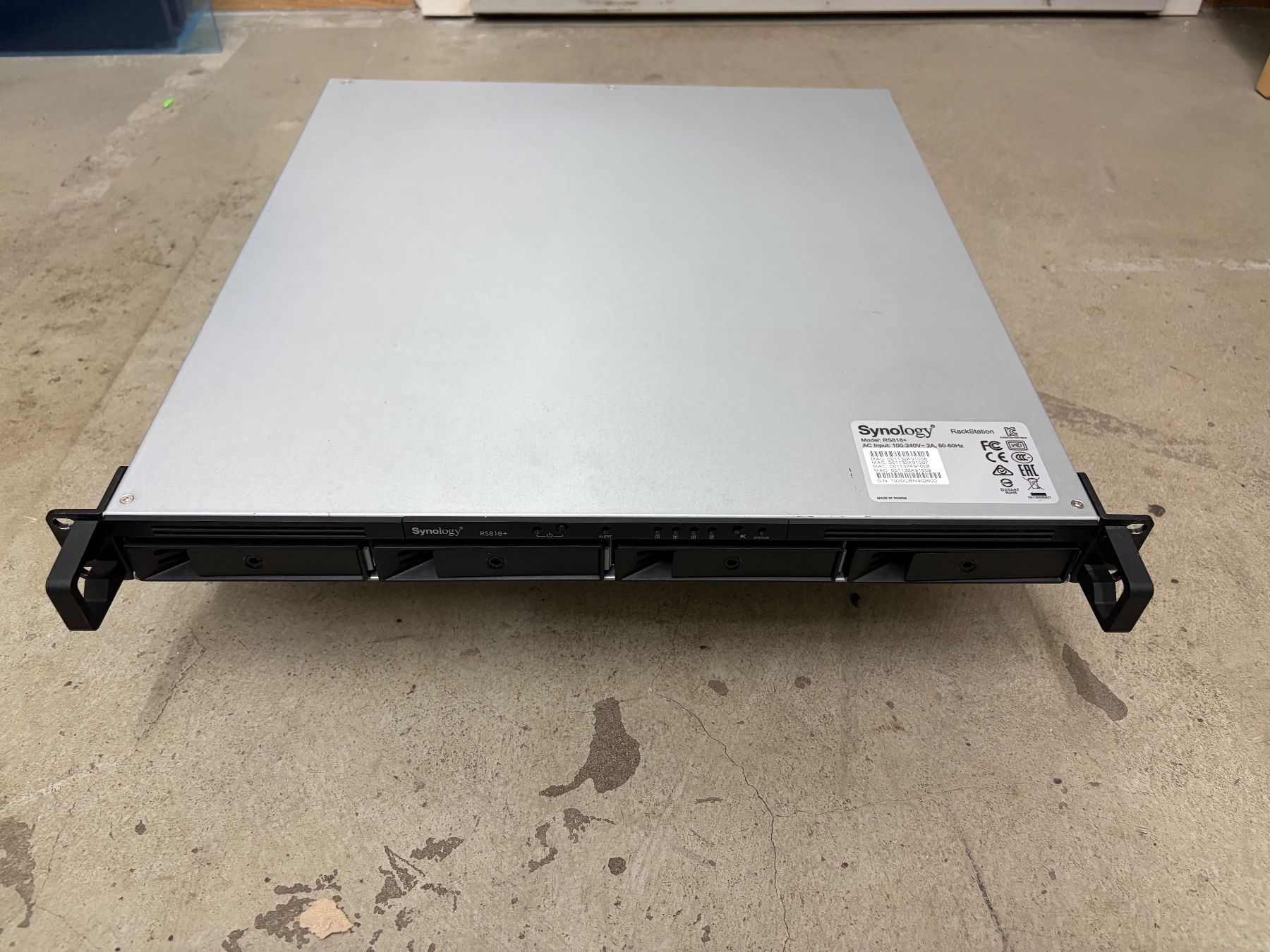 Synology Server: Synology RS818+ – Usato da Niederhasli venduto da brandman