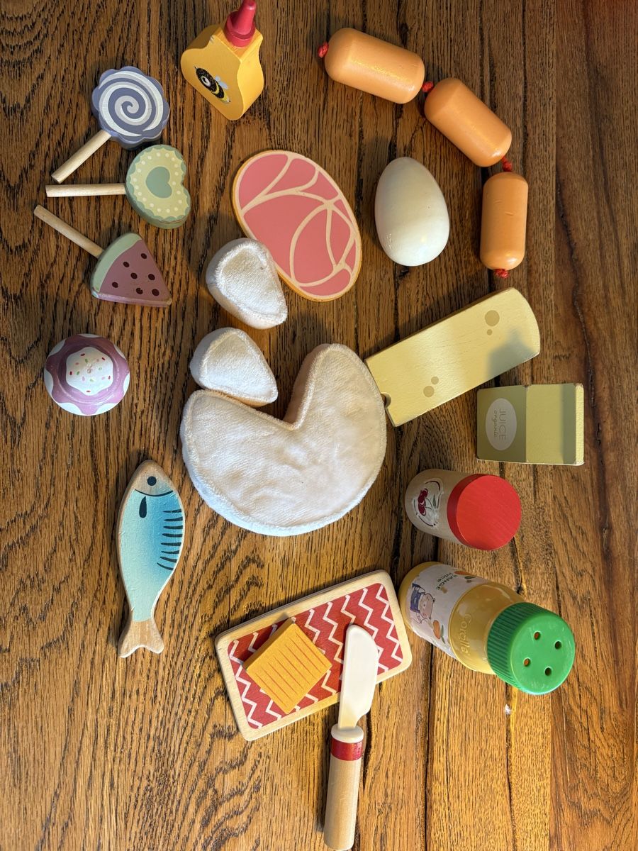 Janod Giocattoli: Janod Spielküche mit Accessoires – Usato da Zürich venduto da chemostat 4