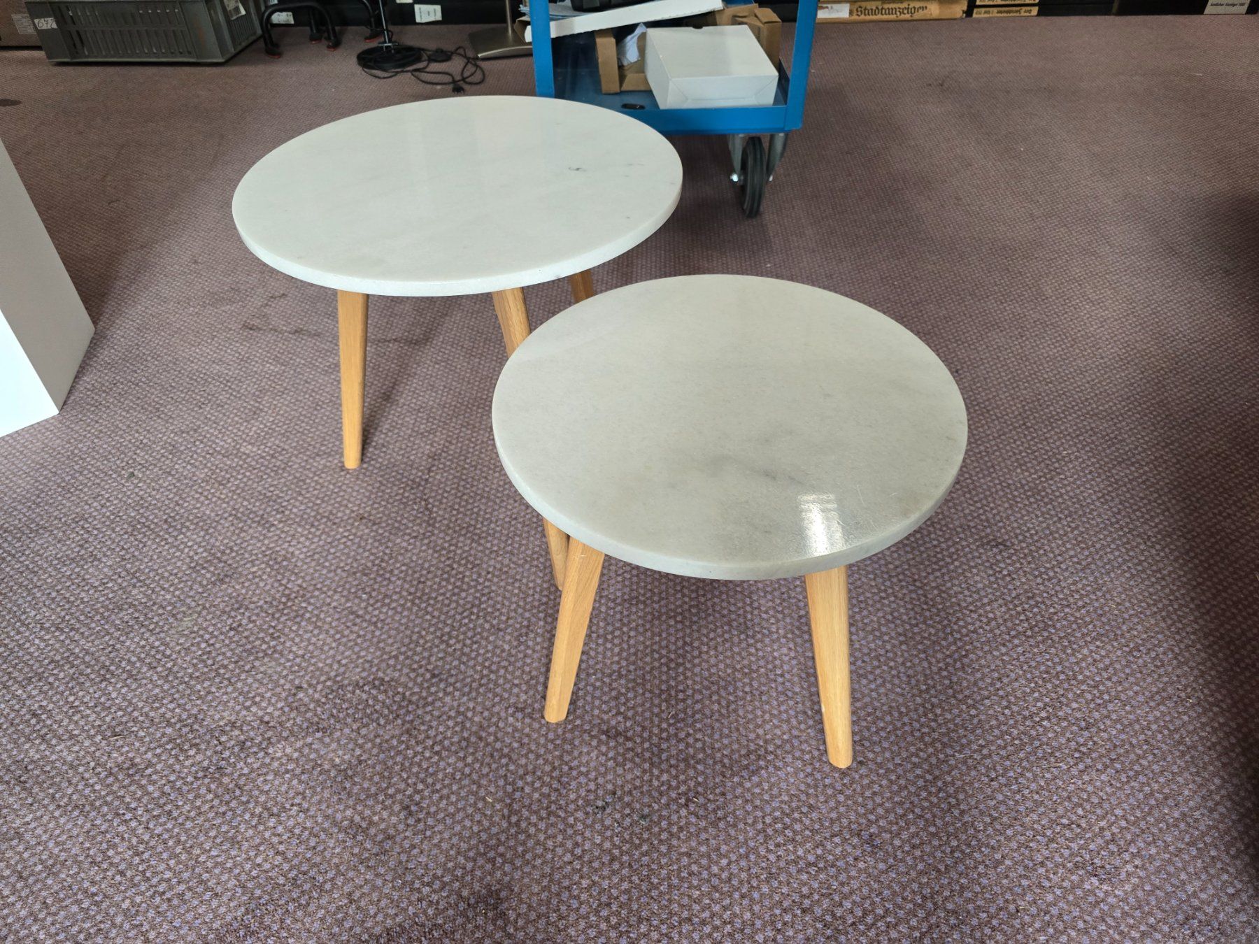 Maisons du monde Set di tavolo e panche: Maison du Monde Beistelltisch Set Marmor/Eiche ab 1.- – Usato da KRINAU venduto da Mio_Liqstyle 1