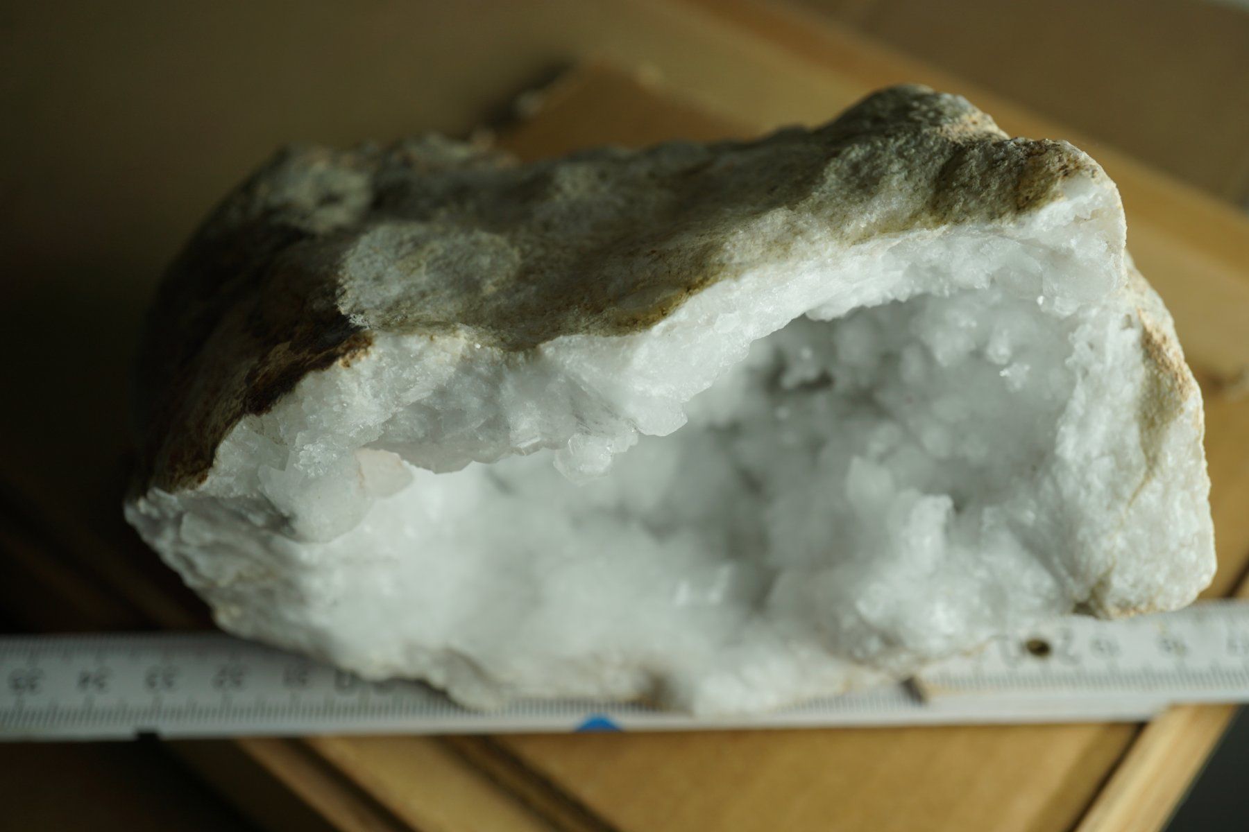 Minéraux & Lithothérapie: Calcit    Geode 15cm x  8cm  XL – Neuf avec emballage d'origine à Eschenbach SG par topstone 2