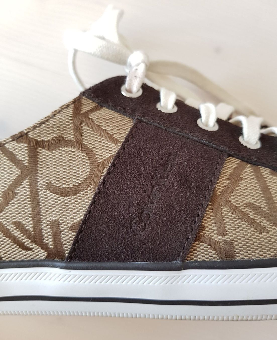 Calvin Klein Scarpe da uomo: Braune Calvin Klein Turnschuhe, Gr. 41 – Usato da St. Erhard venduto da Saskia0 3
