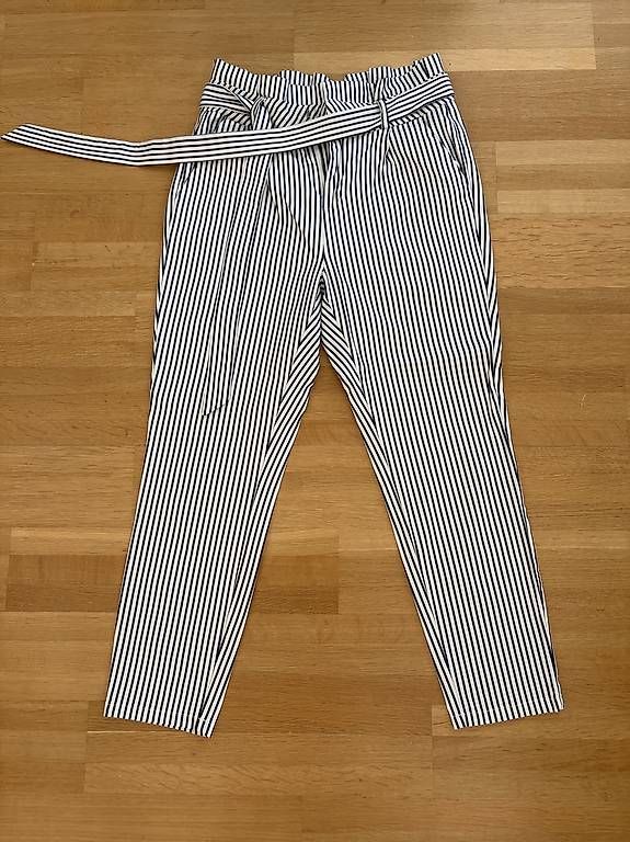 Hosen: Freizeithose Vero Moda Gr. S – Gebraucht aus Schliern b. Köniz von tezi