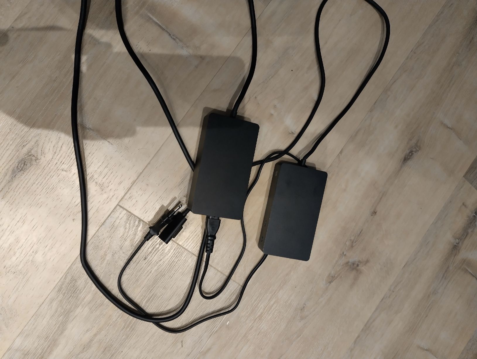 Microsoft Docking station: Surface dock 2 – D'occasion à Dättwil AG par Kleinaberfein