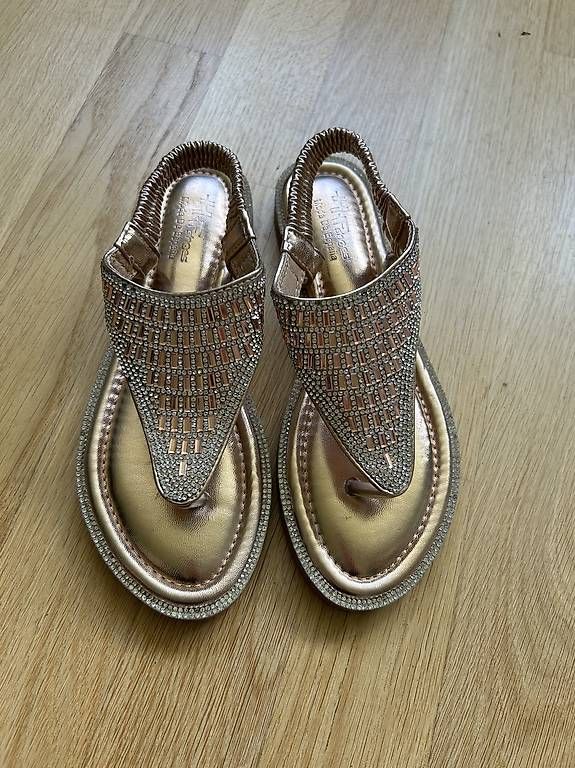 Scarpe da donna: Sandale gold – Usato da Weisslingen venduto da seat_driver 1