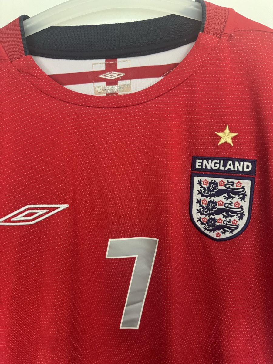 Umbro Canottiere & Pantaloni: England Trikot Beckham 2004 – Usato da Naters venduto da zynetic 2