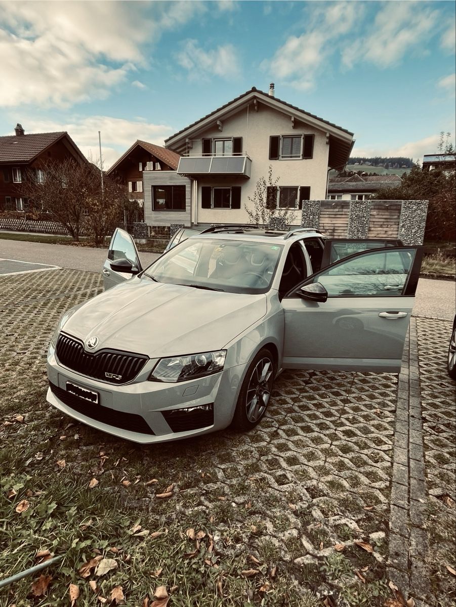 Skoda Autos: Skoda octavia Vrs – D'occasion à Zäziwil par Benu_42