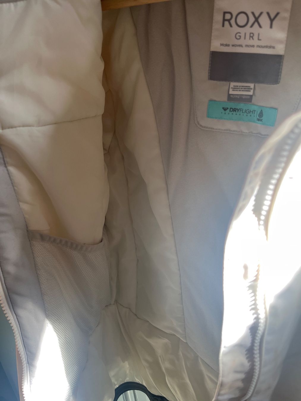 Roxy Vestes & Manteaux: Veste de ski ROXY taille 16 ans ado – D'occasion à Corcelles NE par mqu_dz2p 5