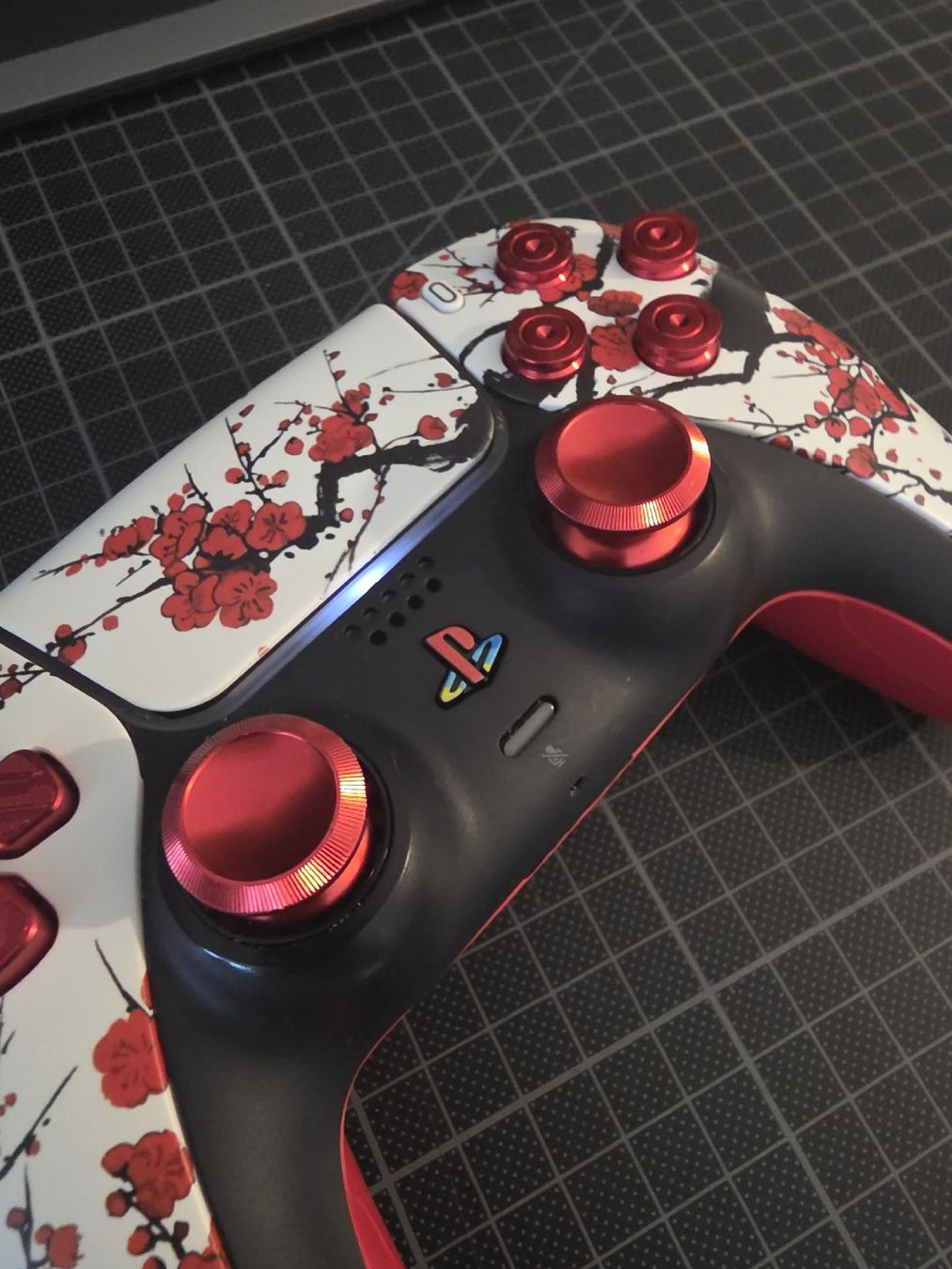 Sony Controller: PS5 Controller mit Kirschblüten Design! – Nuovo (secondo la descrizione) da Sargans venduto da ver_ncy5 2
