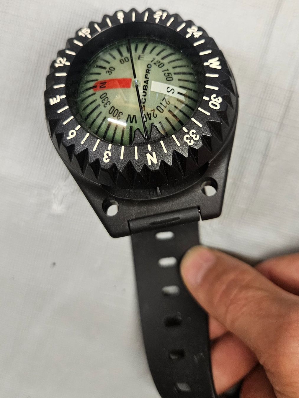 GPS & Messgeräte: Taucherkompass SCUBAPRO schwarz neuwertig – Neu und originalverpackt aus St.Gallenkappel von RocknSkull 2